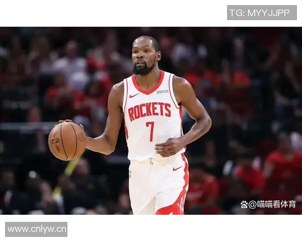 火箭队出征四连客战太阳勇士爵士两场登机照中未见杜兰特身影